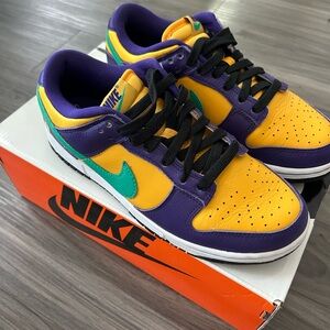 Lisa Leslie Nike Dunks. Never worn!